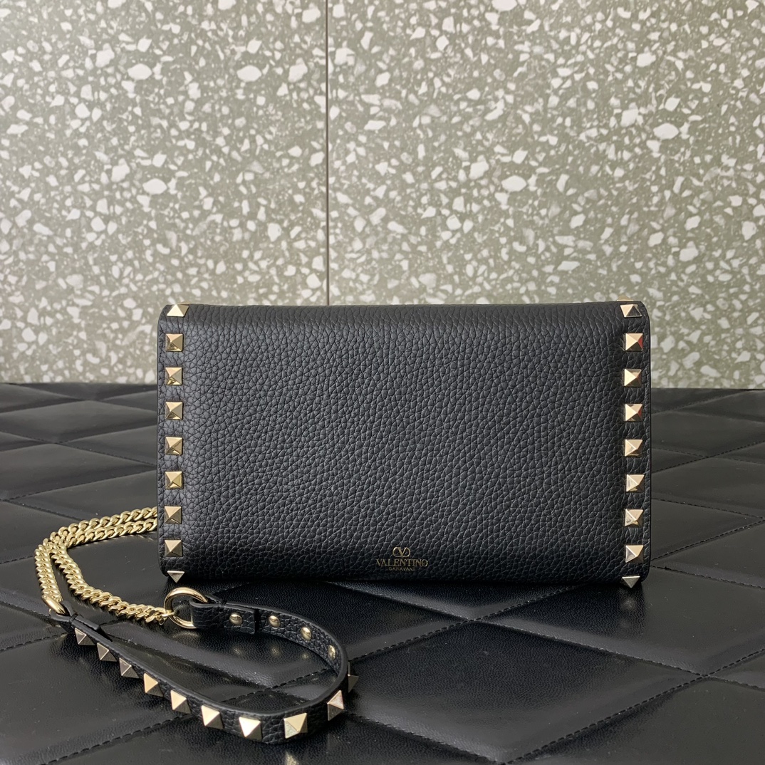 Valentino Garavani Rockstud Small Shoulder Bag in Black Grainy Calfskin